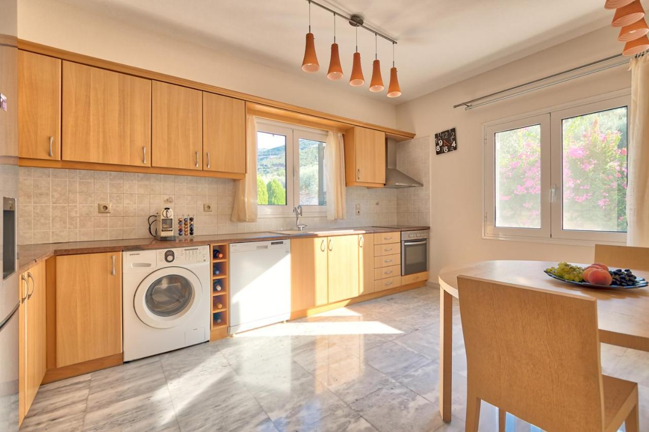 Villa Bamour With Paradise View Epidaurus المظهر الخارجي الصورة